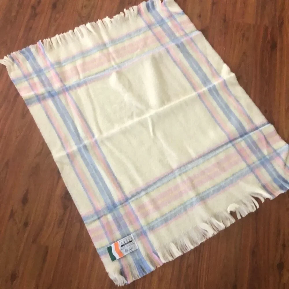 John HANLY Landau Made in Ireland wall small blanket, throw, scarf ￼ Cream, blue